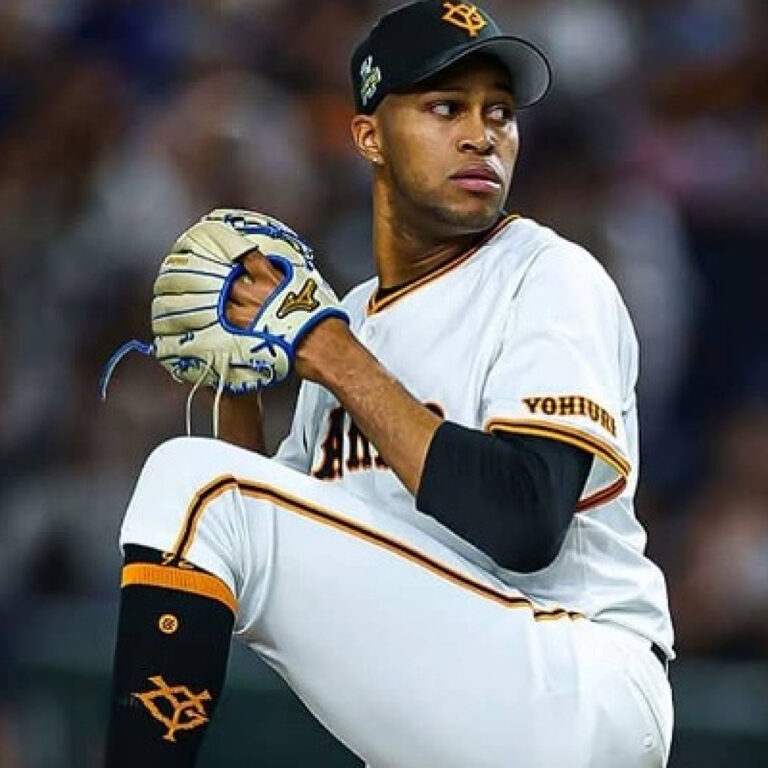 Deportistas pinareños destacan en liga japonesa de Béisbol